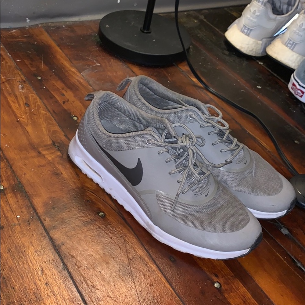 nike’s. size 9.